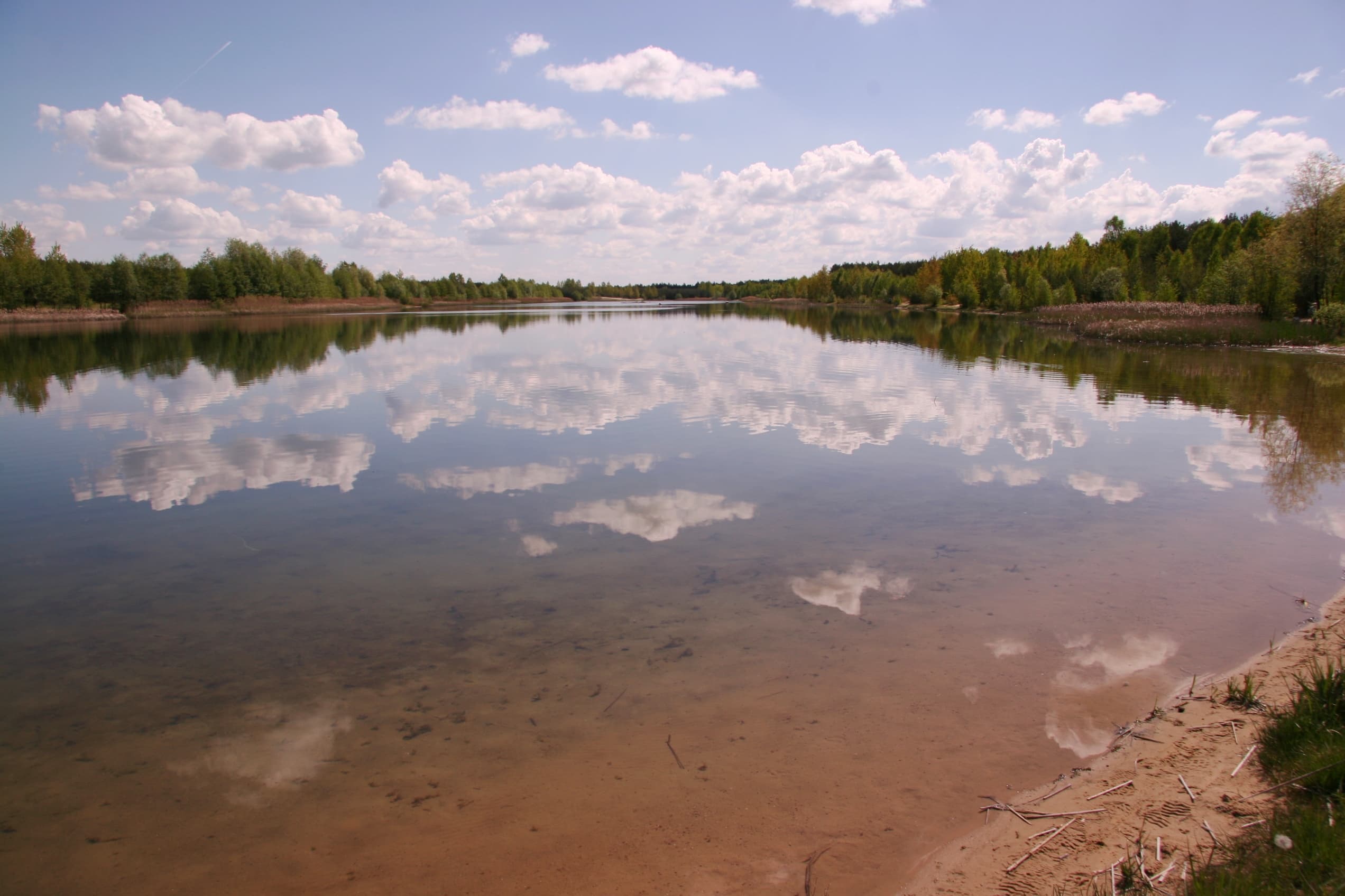 Jezioro po kopalni Bogdałów